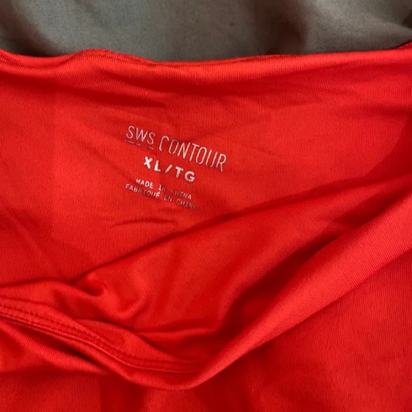 Bodysuits - Picture 2 of 2